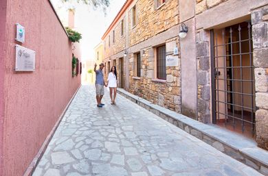 The Varos Residences Hotel - Image 2