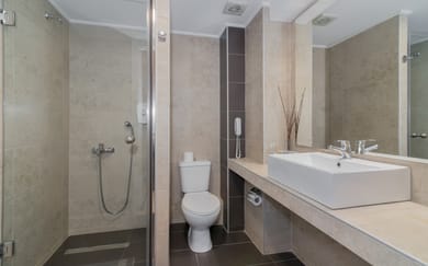 Varres Hotel - Image 6