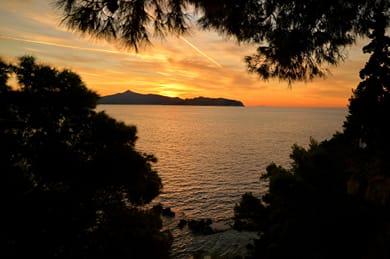 Vasilaras Hotel - Image 2