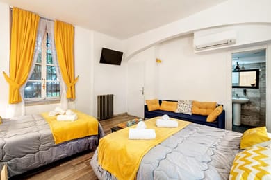 Vatican 36 Guest House - Image 6