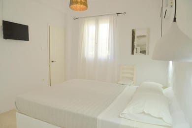 Studio Ground Floor No4