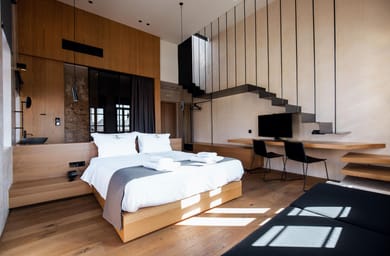 Monastery Estate Venetian Harbor - Image 7