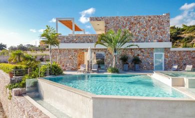Grand Master Villa Private Pool