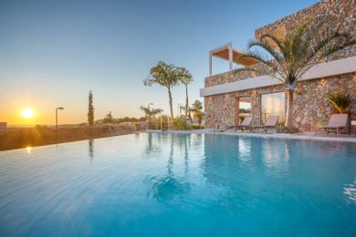 Venezia Luxury Living - Image 3