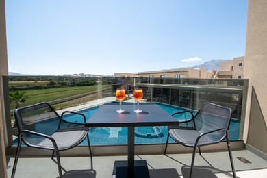 Horizon Maisonette Pool View