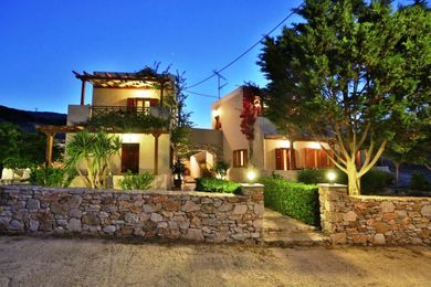 Ventoura Studios & Apartments - Image 3