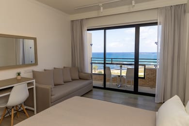 Twin Room with Sea View