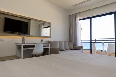Twin Room with Sea View