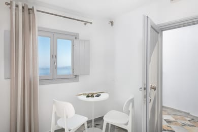 Veranda View Santorini - Image 7