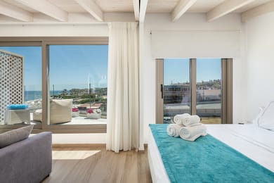 Three Room Maisonette Sea Front Terrace Private Pool