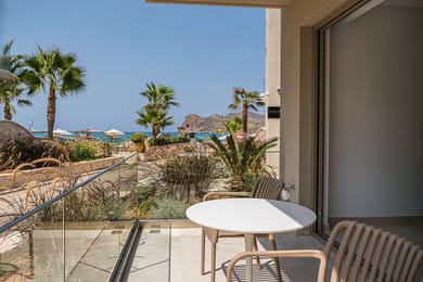 Elite Aura Suite Partial Sea View