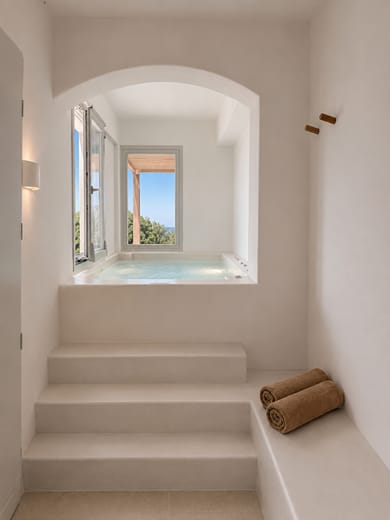 Executive Sea View Suite with Indoor Hot Tub