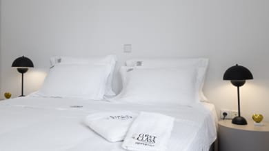 Vouliagmeni Honeymoon Suite