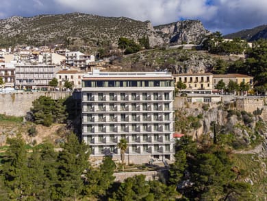 V Hotel Delphi - Image 4