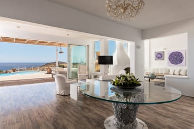 14 Suites | Bedrooms Exclusive use of the entire Estate