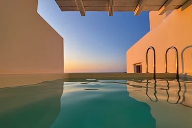 10 Suites | bedrooms Exclusive use of the entire Estate