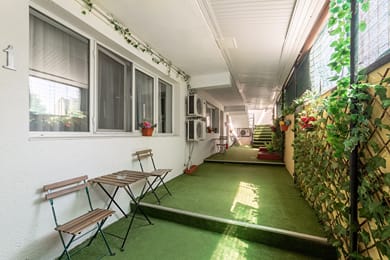 Downtown Victoria Studios by CityBookings - Image 2