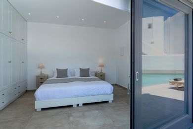 Private Pool Room
