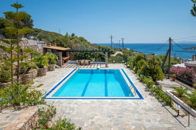 Villas in Sounio - Image 6