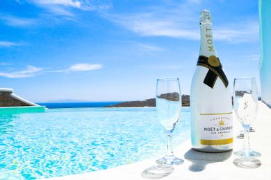 Evi Suites & Villas - Image 6