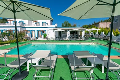 Akis Villa Studios & Apartments with Pool - Image 5