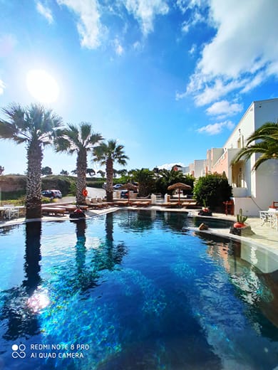 Villa Manos Santorini - Image 4