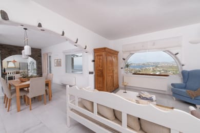 Villa MIRA
