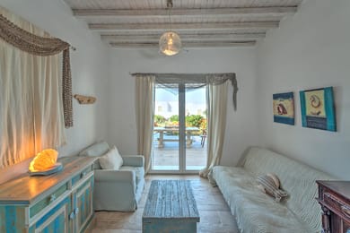 Bruno | 6 Bed | Ornos