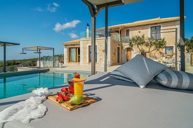 Acosta Villa | 4 Bed | Artemisio