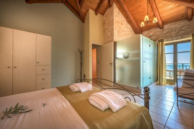 Corbin Villa | 2 Bed | Volimes-Elatio
