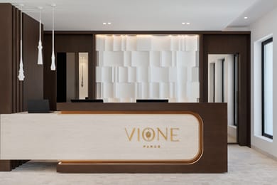 Vione Paros - Image 3