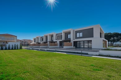 Viridian Exclusive Villas - Image 2