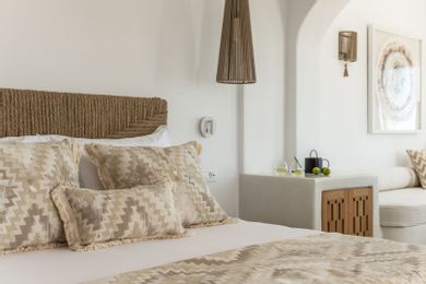 Panoramic Sea View Suite with private Jacuzzi