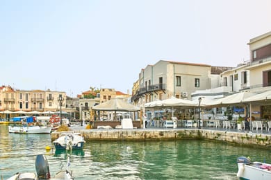 Vista Del Porto Luxury Suites - Image 4