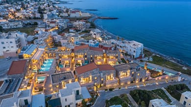 Volta Seaside Boutique Hotel - Image 4