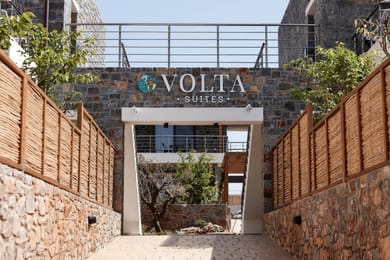 Volta Suites and Villas - Image 3