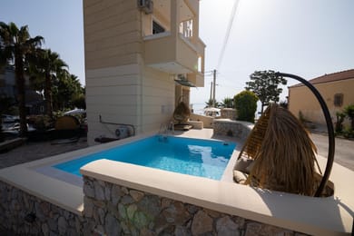 Votsalakia Hotel & Luxury Apartments - Image 2