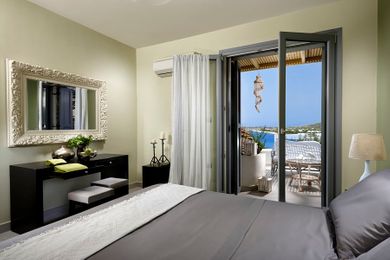 Villa' Cave'  with Private Pool 3 pax