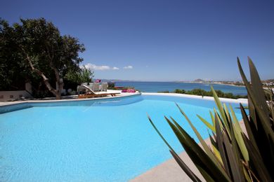 Villa 'Meadow'  with Private Pool 5 pax