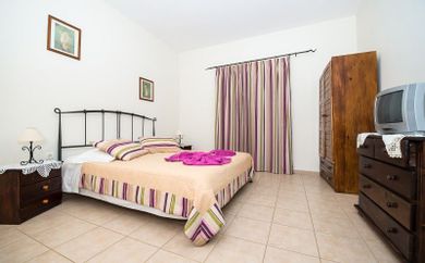 Villa Pounente Apartments - Image 6