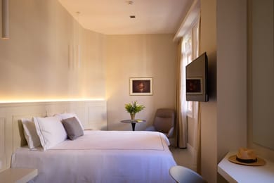 Deluxe Suite with City View