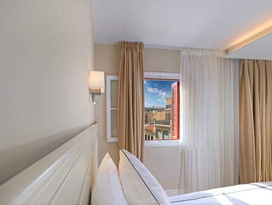 Vrachos Athens Suites - Image 4