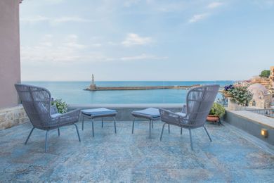 Penthouse Suite with Jacuzzi and Terrace -  96 m²