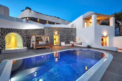 Villa Aphrodite with Heated Private Pool