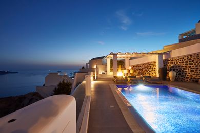 Villa Aphrodite with Heated Private Pool