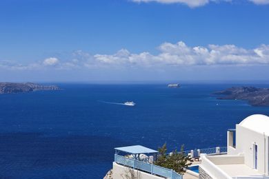 Celestia Grand Executive Villas Santorini - Image 2