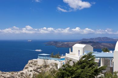 Celestia Grand Executive Villas Santorini - Image 4