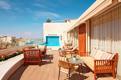 Zeus Essence Wyndham Athens Residence - Image 2