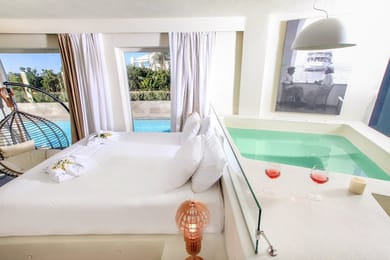 Infinity Pool Suite with Caldera View