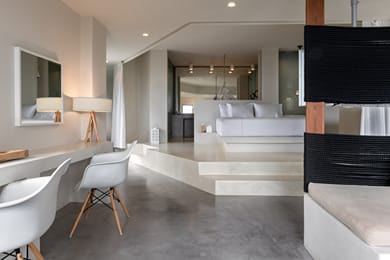 Junior Suite with Outdoor Plunge Pool and Sea View
